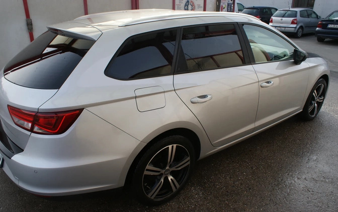 Seat Leon cena 38500 przebieg: 190000, rok produkcji 2015 z Poznań małe 529